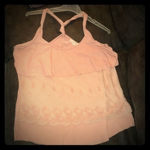 Adorable pink top!
